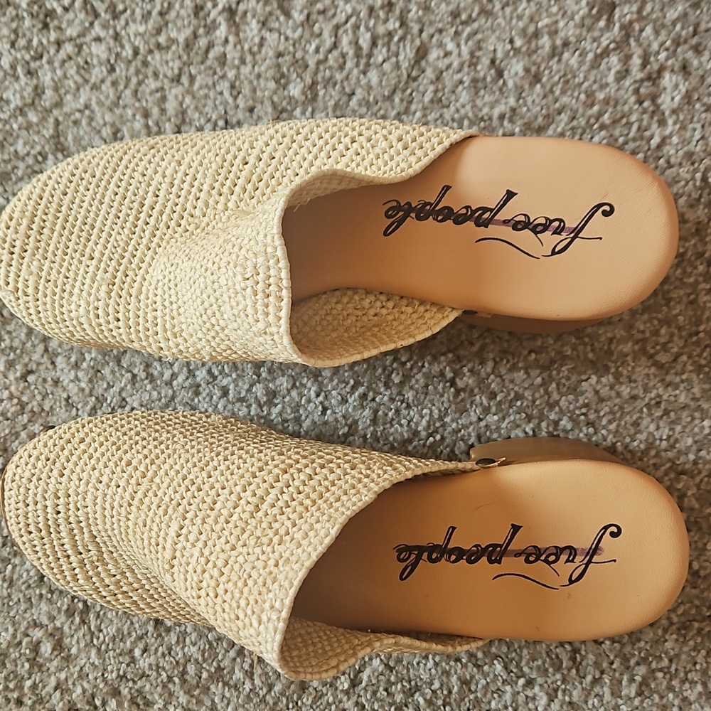 Free People Claudia Crochet Clogs size 39